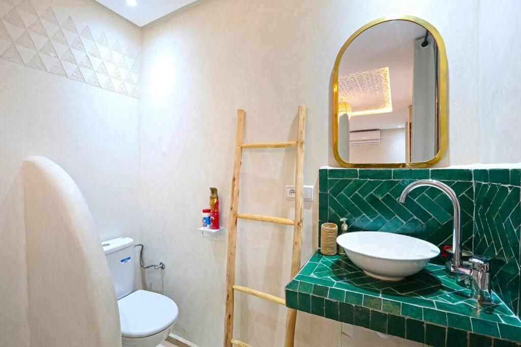 Riad El Khir En Centre Ville Rooftop Et Bassin Marrakesh Exterior photo